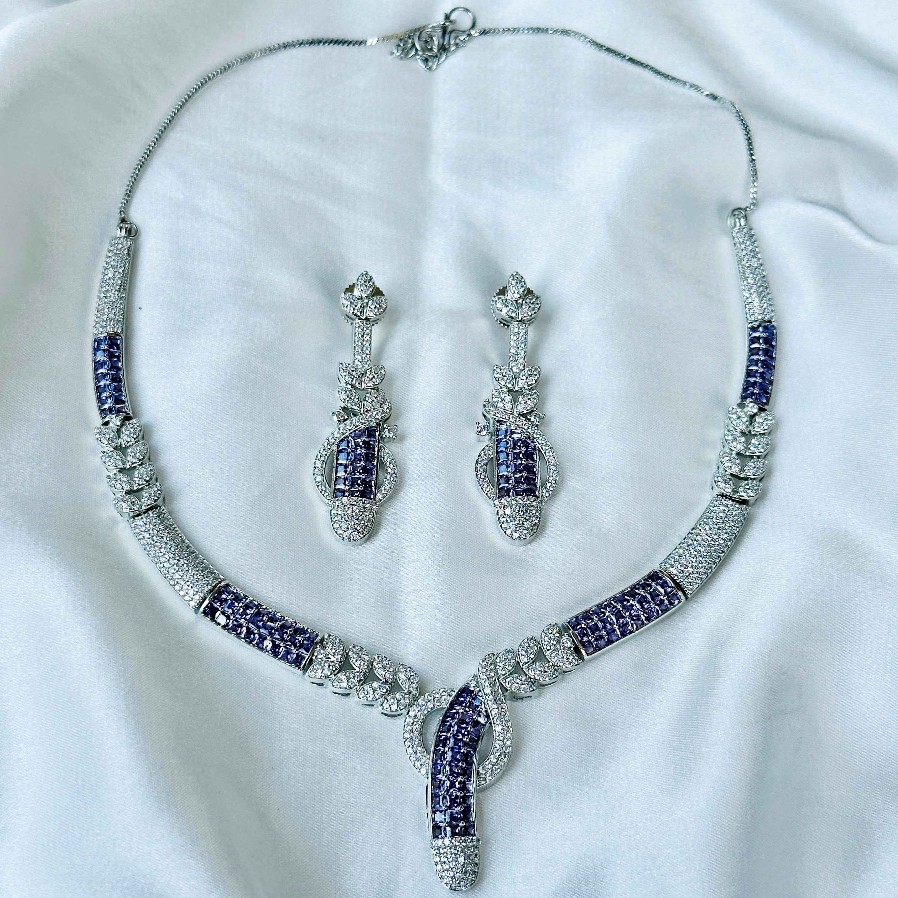 Ariva Collection Lt Purple Amethyst Cubic Zircon American Diamond Silver Plated Necklace Set