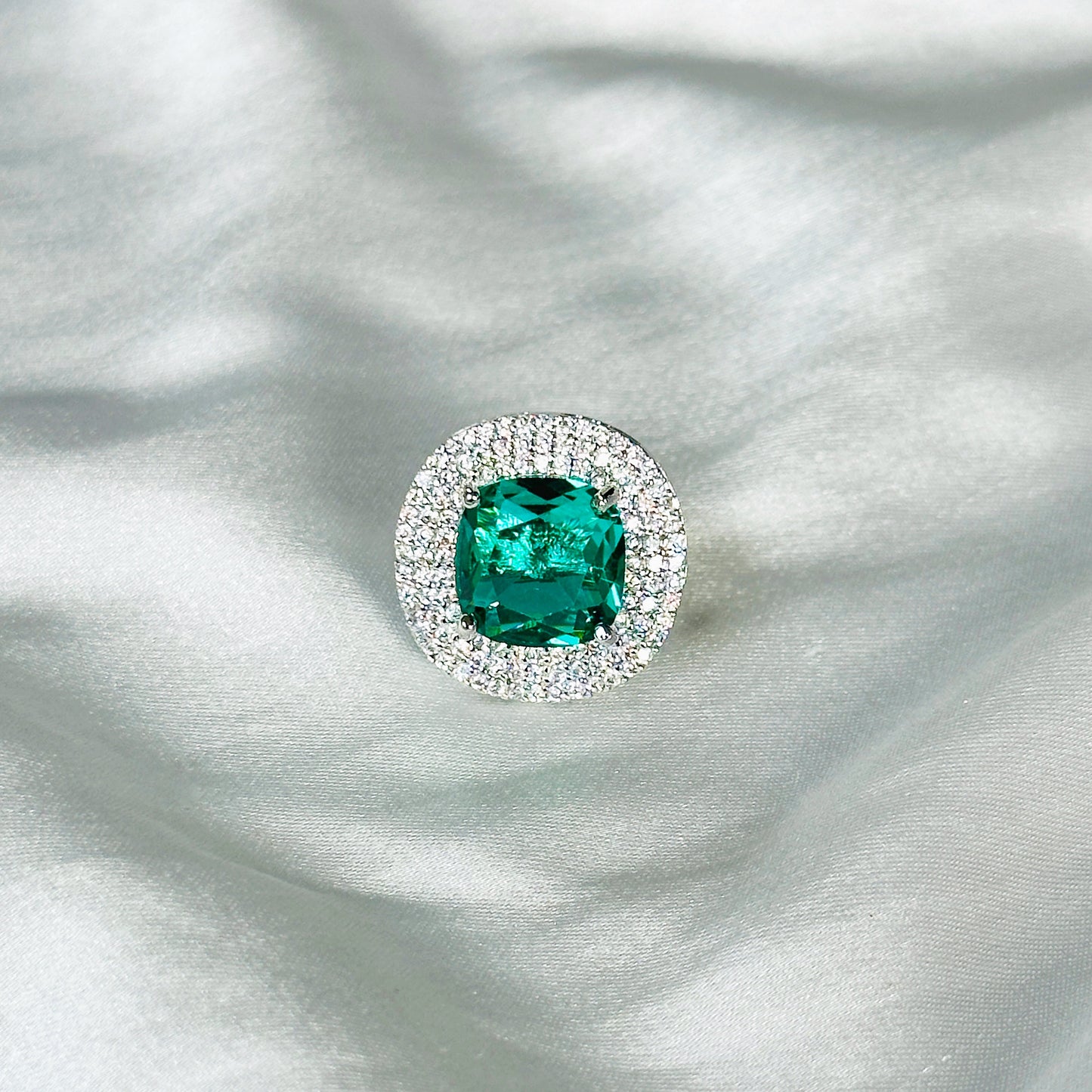 Ariva Collection Sea Green Topaz Cubic Zircon American Diamond Silver Plated Adjustable Ring