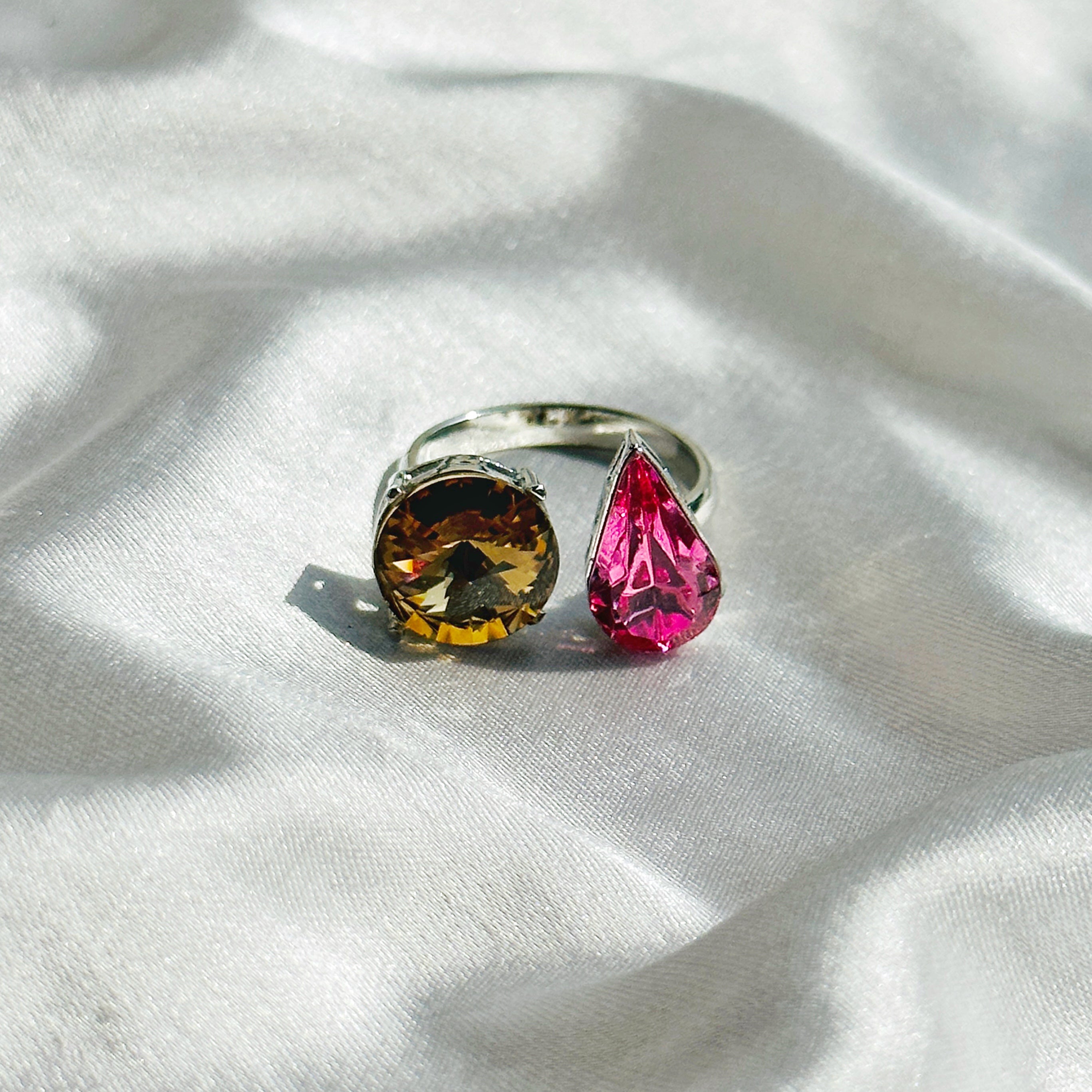 Ariva Collection Light Colorado Topaz/Fuchsia Swarovski Crystals Silver Plated Adjustable Ring