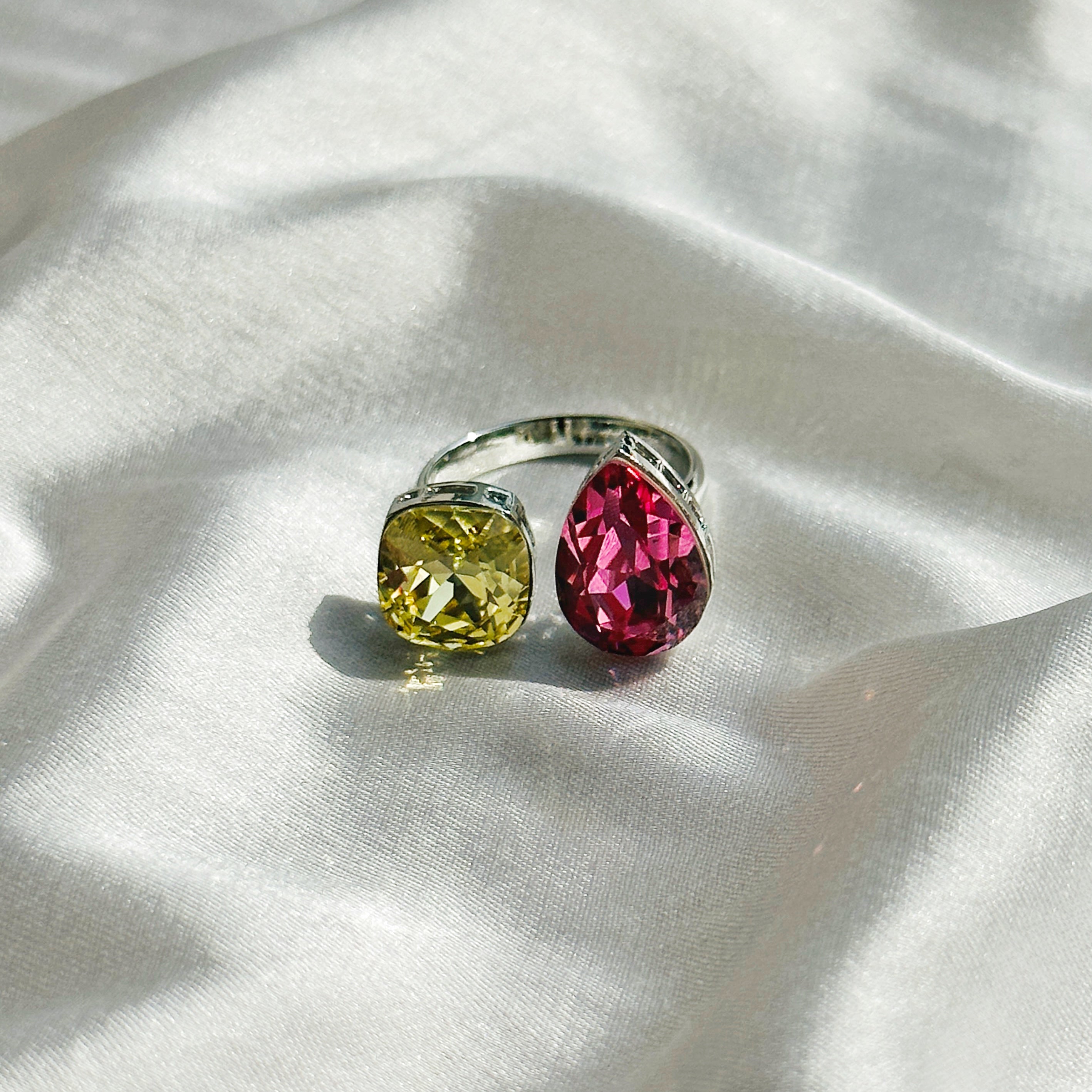 Ariva Collection Lime/Fuchsia Swarovski Crystals Silver Plated Adjustable Ring