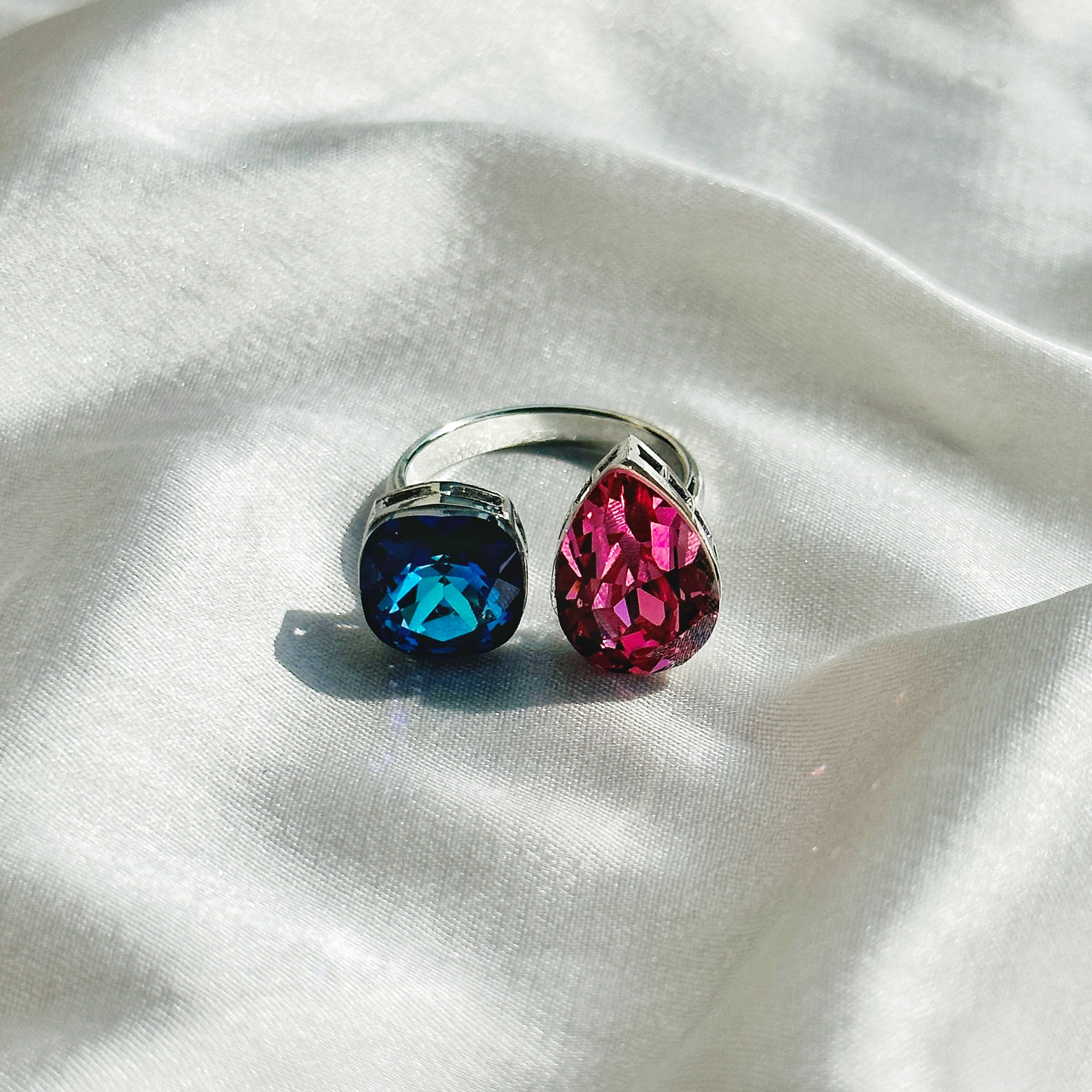 Ariva Collection Meridian Blue/Fuchsia Swarovski Crystals Silver Plated Adjustable Ring