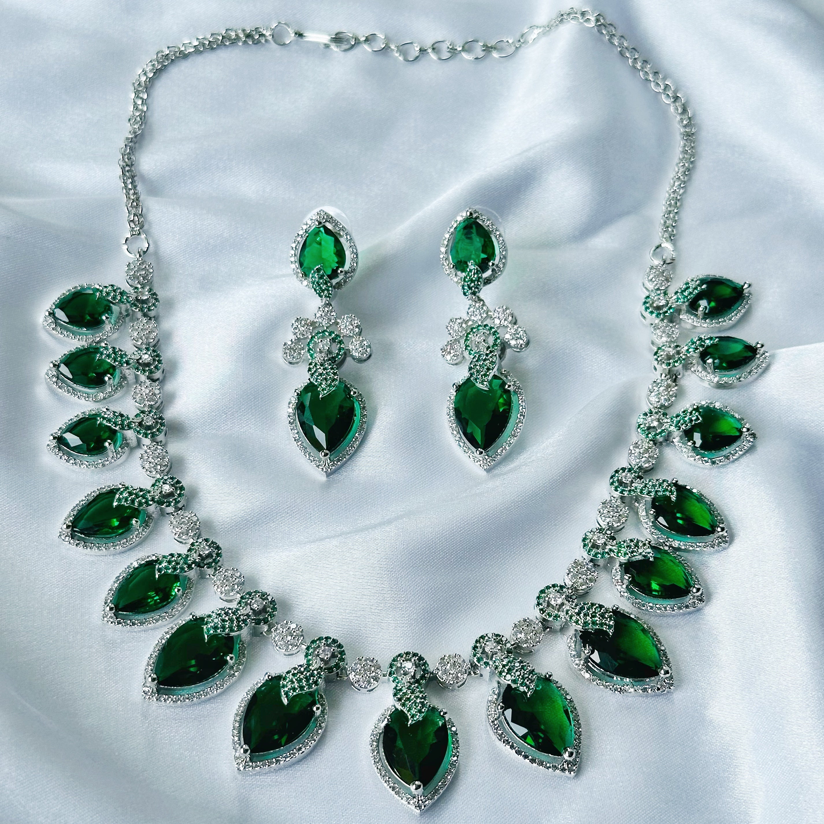 Ariva Collection Green Emerald Cubic Zircon Stones American Diamond Silver Plated Necklace Set