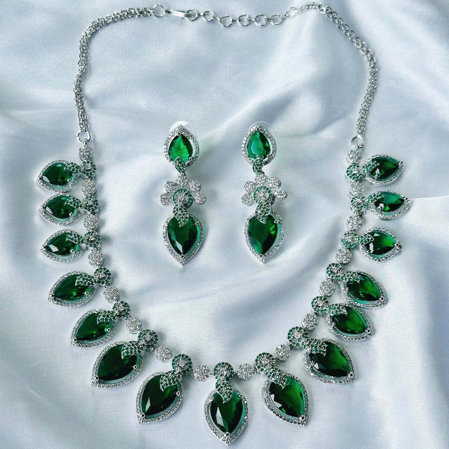 Ariva Collection Green Emerald Cubic Zircon Stones American Diamond Silver Plated Necklace Set