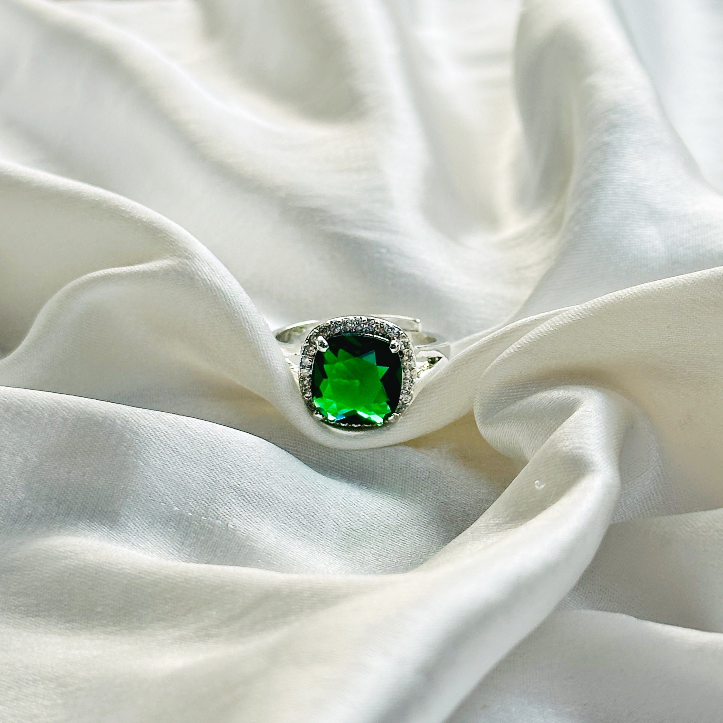 Ariva Collection Green Emerald Cubic Zircon American Diamond Silver Plated Adjustable Ring