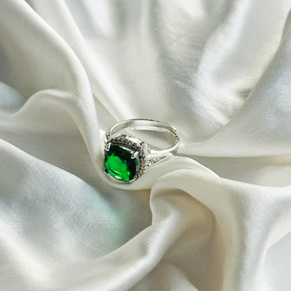 Ariva Collection Green Emerald Cubic Zircon American Diamond Silver Plated Adjustable Ring