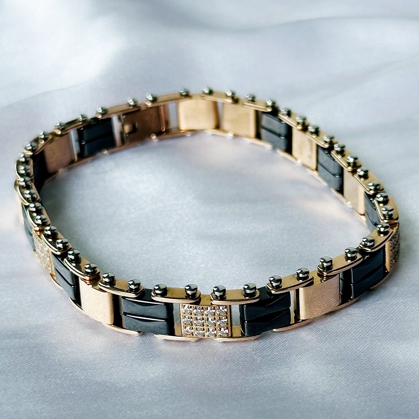 Ariva Collection American Diamond Black/Rose Gold Ceramic Stainless Steel Chain Bracelet