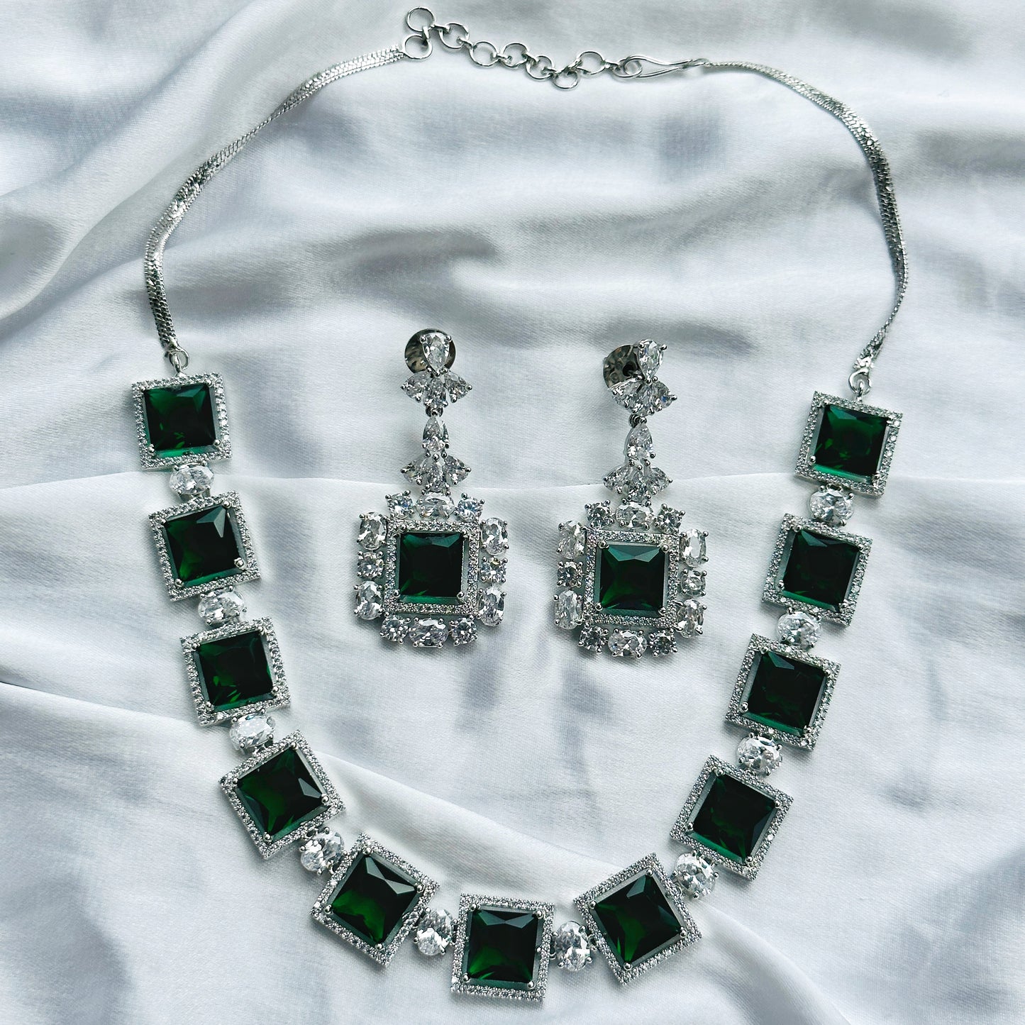 Ariva Collection Emerald Cubic Zircon Stone American Diamond Silver Plated Necklace Set