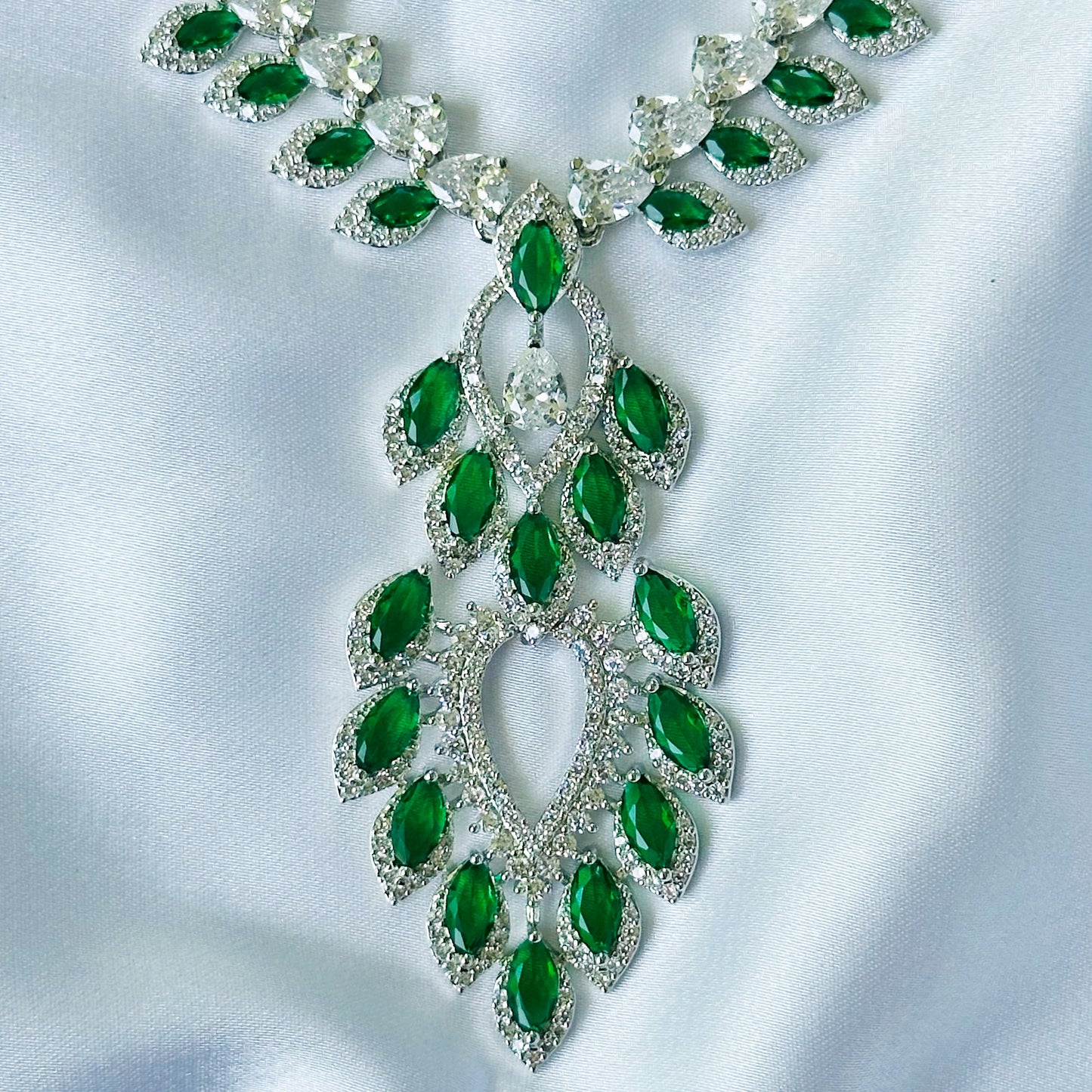 Ariva Collection Emerald Cubic Zircon American Diamond Silver Plated Necklace Set