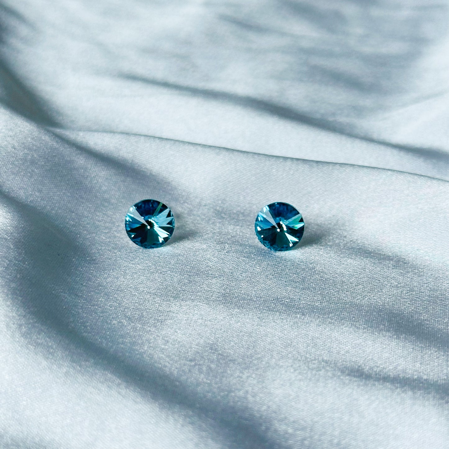 Ariva Collection Aquamarine Swarovski Crystal Silver Plated Stud Earrings