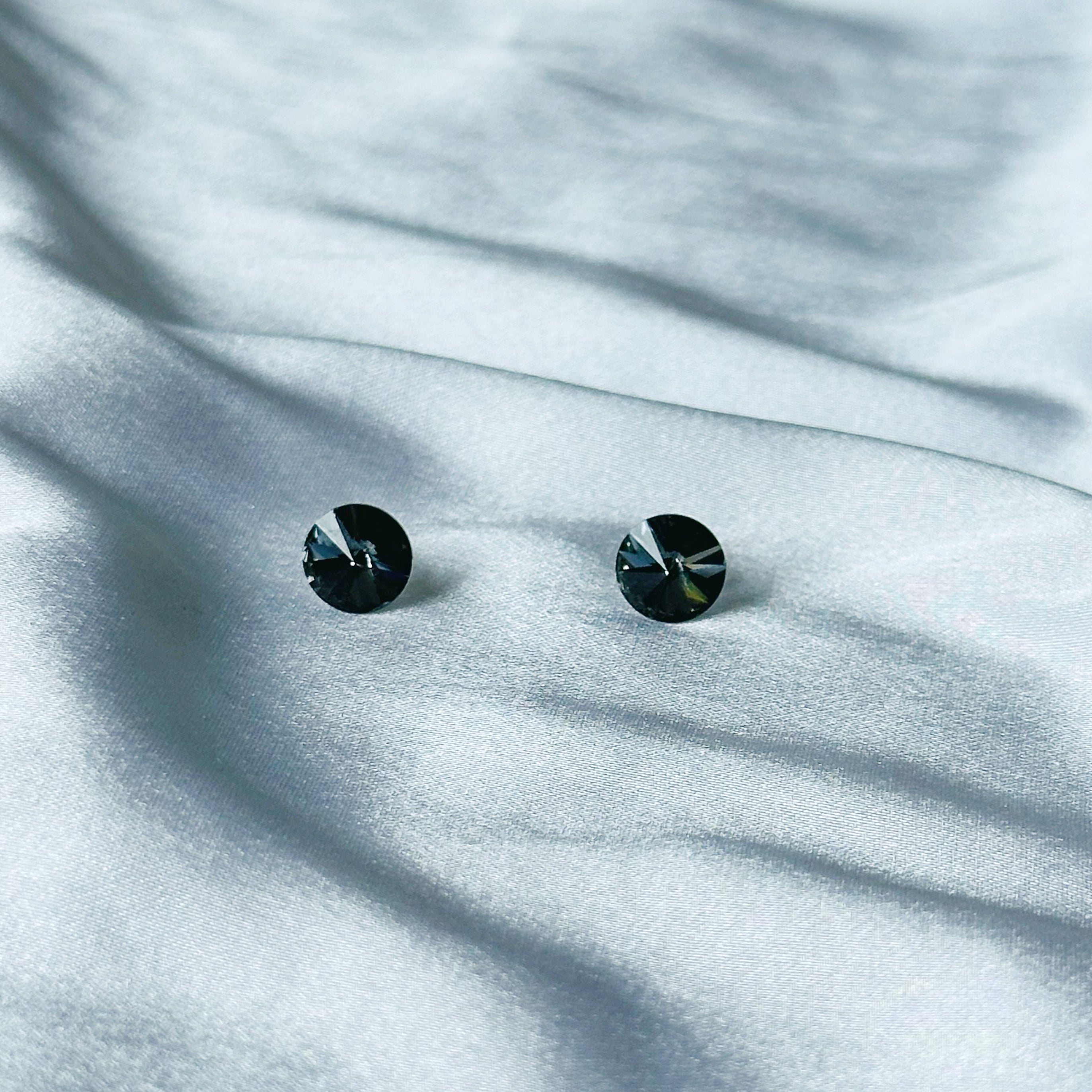 Ariva Collection Comet Argent Dark Black Swarovski Crystal Silver Plated Stud Earrings