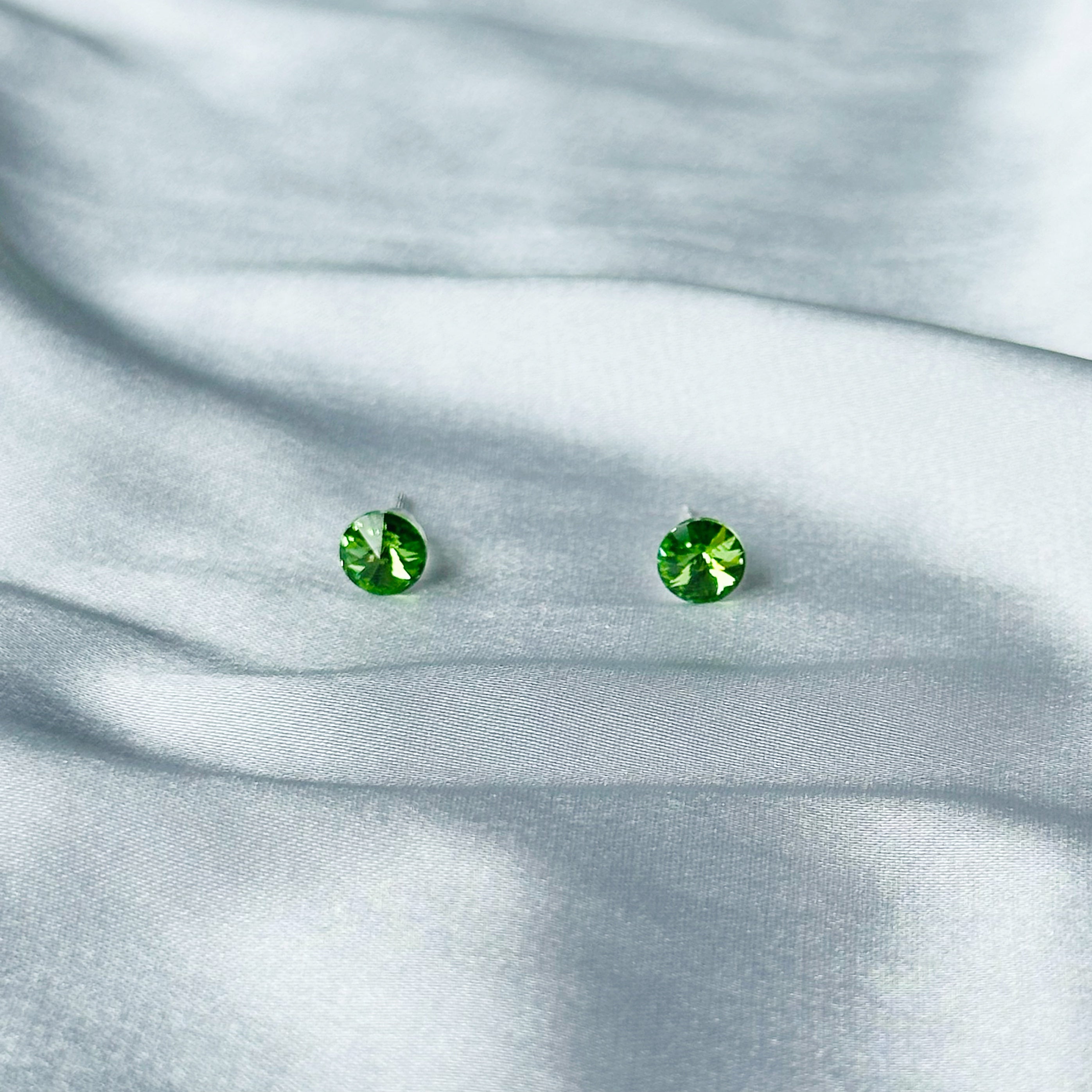 Ariva Collection Green Peridot Swarovski Crystal Silver Plated Stud Earrings