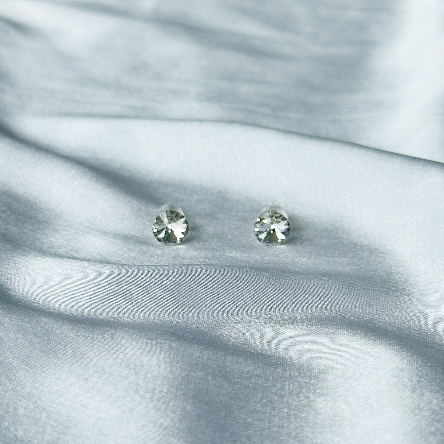 Ariva Collection White Crystal Swarovski Crystal Silver Plated Stud Earrings