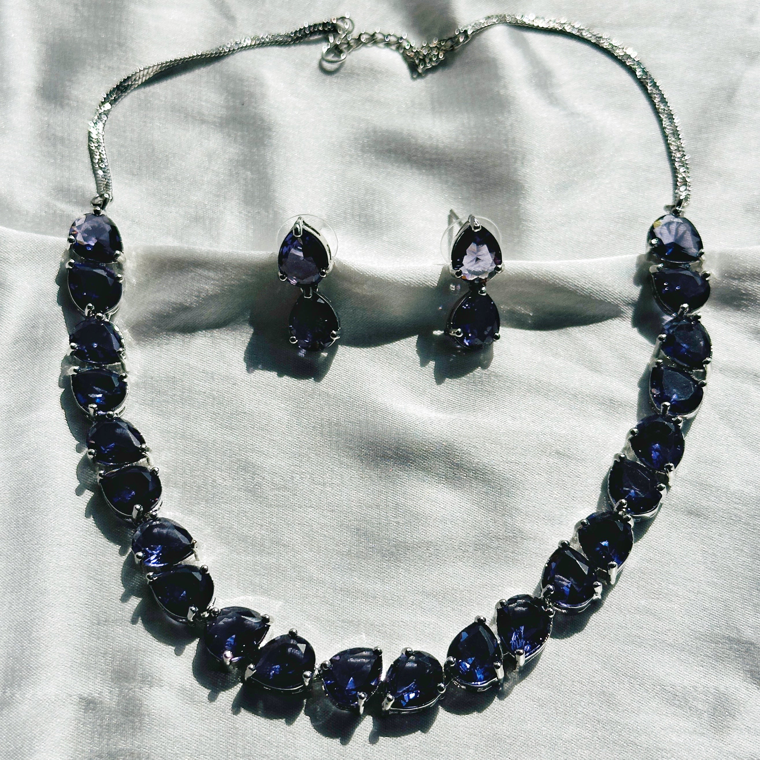 Ariva Collection Deep Purple Amethyst Cubic Zircon Stones Silver Plated Necklace Set