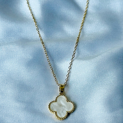 Ariva Collection Floral Design White/Gold Plated Stainless Steel Necklace