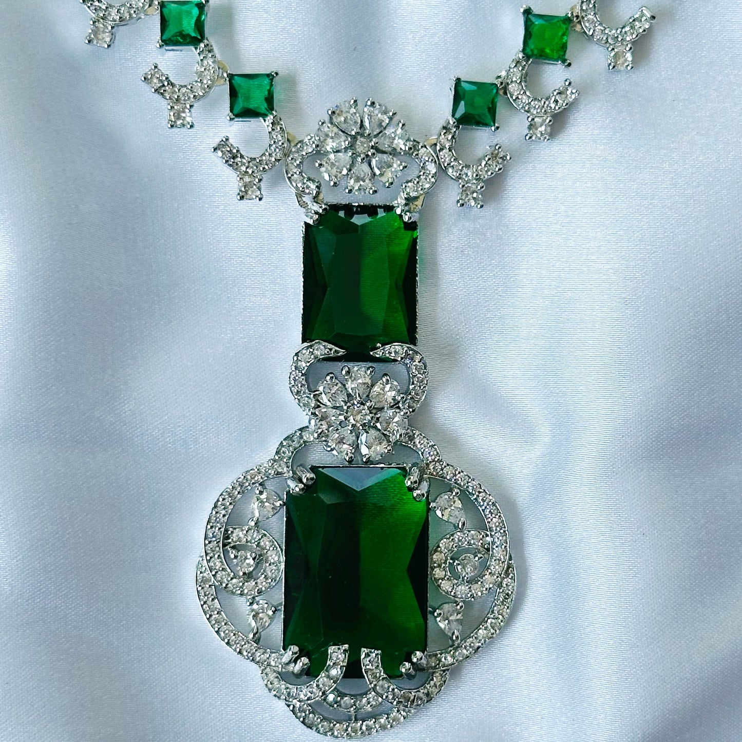 Ariva Collection Green Emerald Cubic Zircon Stones American Diamond Silver Plated Necklace Set